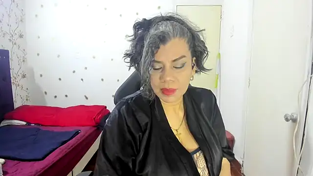 vikyadams online show from 15, 4, 2026