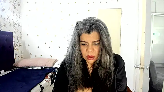 Snapshot of vikyadams chatting on 6, 7, 2026 vikyadams online show from 6, 7, 2026