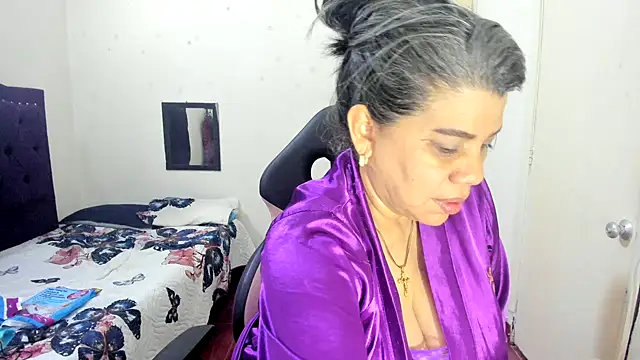 vikyadams online show from 13, 2, 2026