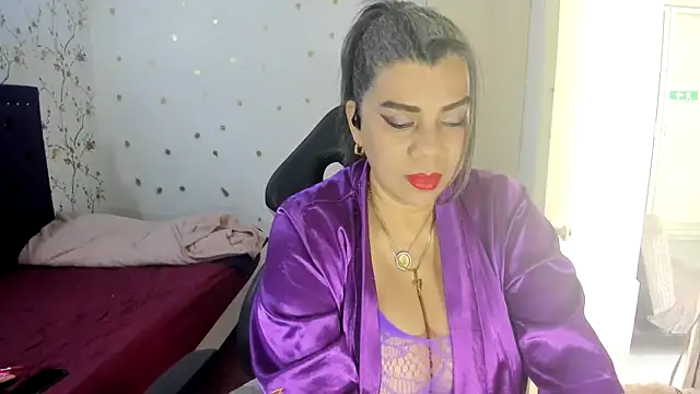 vikyadams online show from 10, 4, 2026