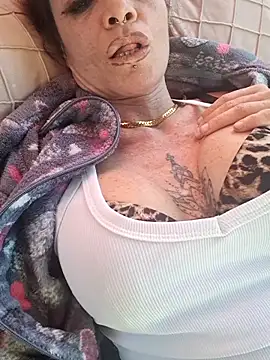 vampvanna23 online show from 6, 4, 2026