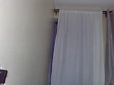 Snapshot of _DANY_ chatting on 5, 11, 2025 DANY online show from 5, 11, 2025