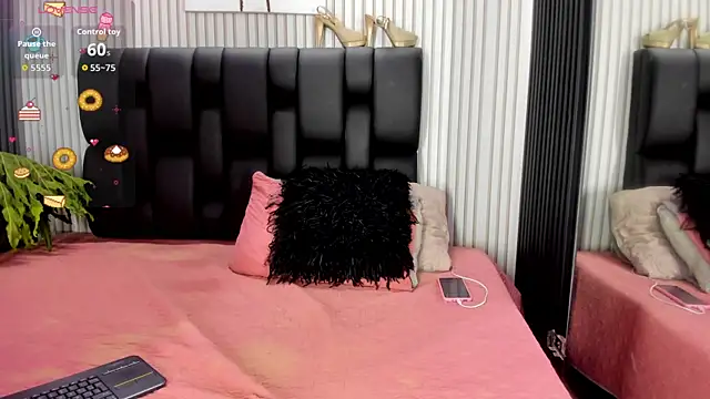 PamelaAnderson 2 online show from 29, 11, 2025