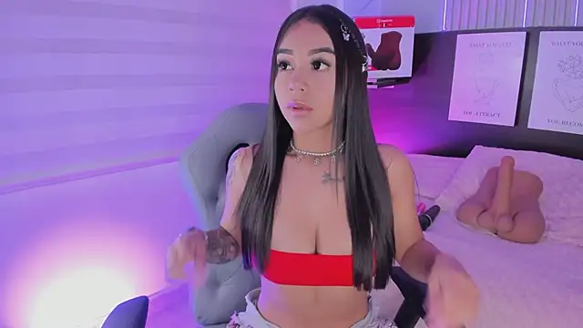 Snapshot of Violet_spencer chatting on 9, 10, 2025 Violet spencer online show from 9, 10, 2025