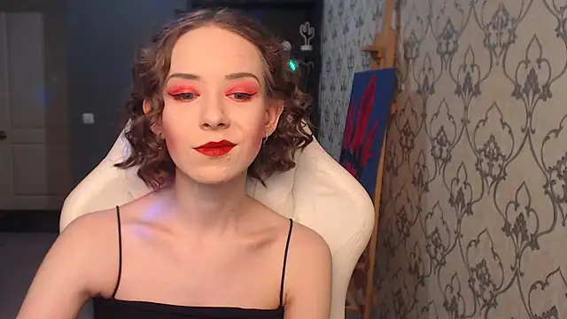 FascinatingEyess online show from 18, 4, 2026