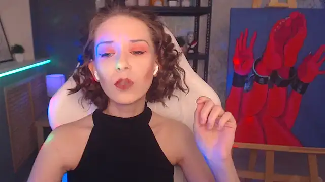 FascinatingEyess online show from 30, 1, 2025