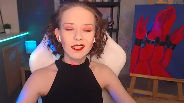 FascinatingEyess online show from 2, 2, 2025