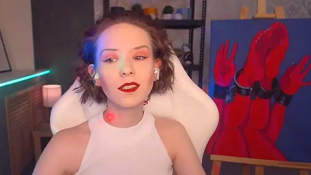 FascinatingEyess online show from 16, 2, 2025