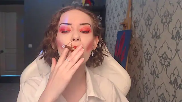 FascinatingEyess online show from 5, 8, 2026