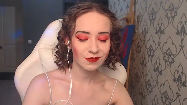 FascinatingEyess online show from 7, 7, 2026