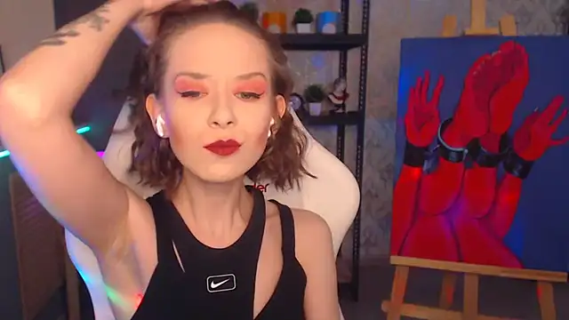 FascinatingEyess online show from 4, 1, 2025