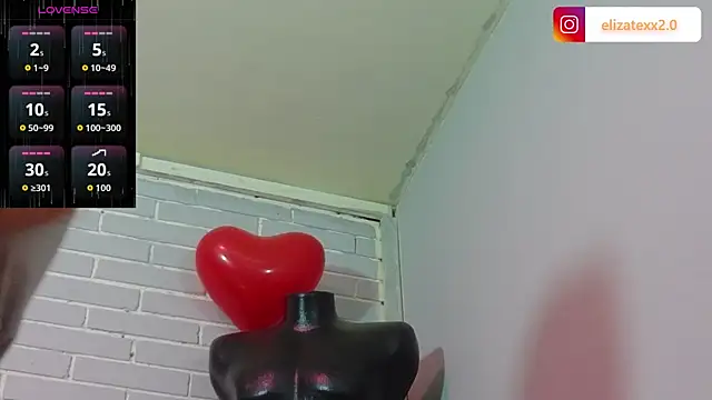 Snapshot of elizatexx chatting on 4, 5, 2026 elizatexx online show from 4, 5, 2026