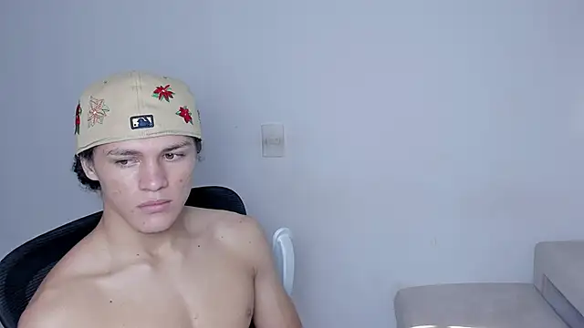 laurent nova online show from 15, 12, 2025