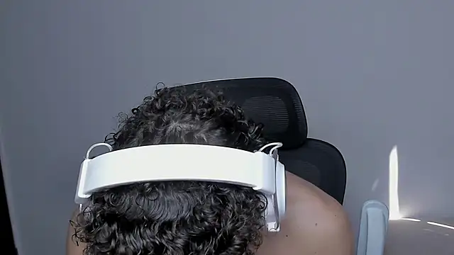 laurent nova online show from 26, 10, 2025