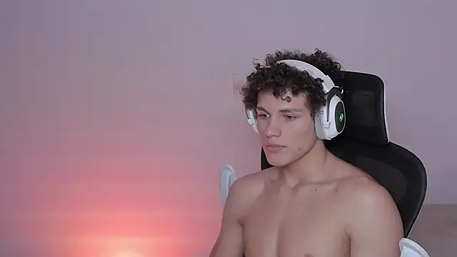 laurent nova online show from 17, 10, 2025