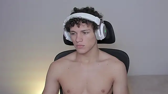 laurent nova online show from 15, 10, 2025