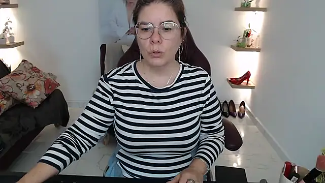 zehra sanem online show from 30, 4, 2026
