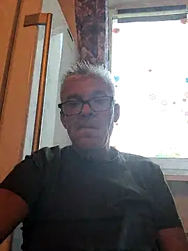 Picolo4111 online show from 2, 10, 2025