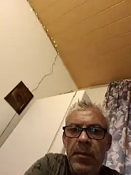 Picolo4111 online show from 26, 9, 2025