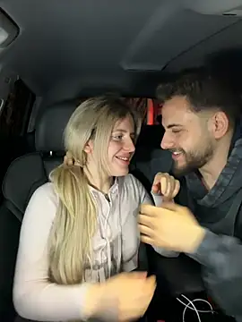 Holly-Glamour online show from 20, 4, 2026