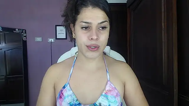 Snapshot of Luciana_Ortiz1 chatting on 15, 12, 2024 Luciana Ortiz1 online show from 15, 12, 2024