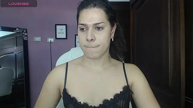 Snapshot of Luciana_Ortiz1 chatting on 10, 3, 2025 Luciana Ortiz1 online show from 10, 3, 2025