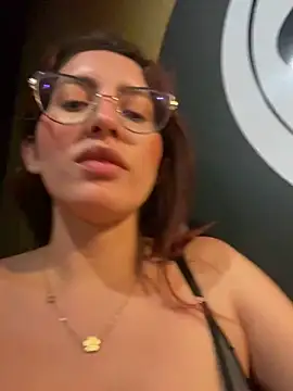 VioletPearson online show from 11, 3, 2025