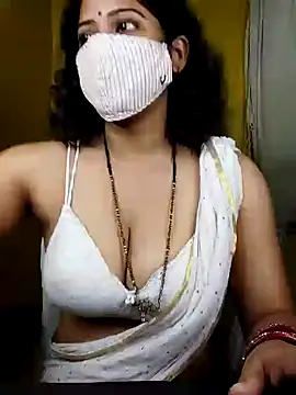Snapshot of natasha_bhabhi chatting on 15, 7, 2026 natasha bhabhi online show from 15, 7, 2026
