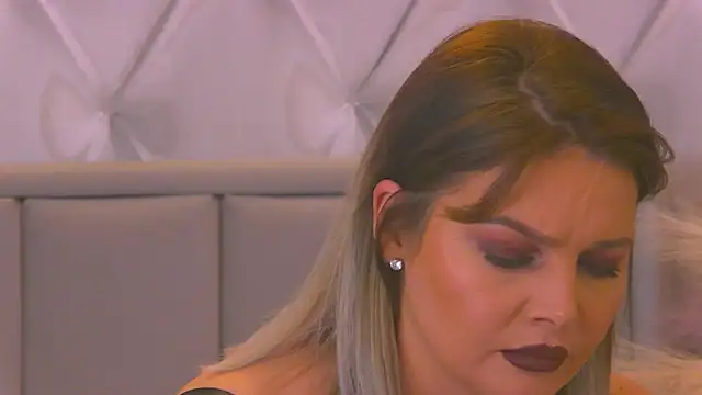 RissaRheys online show from 25, 11, 2025