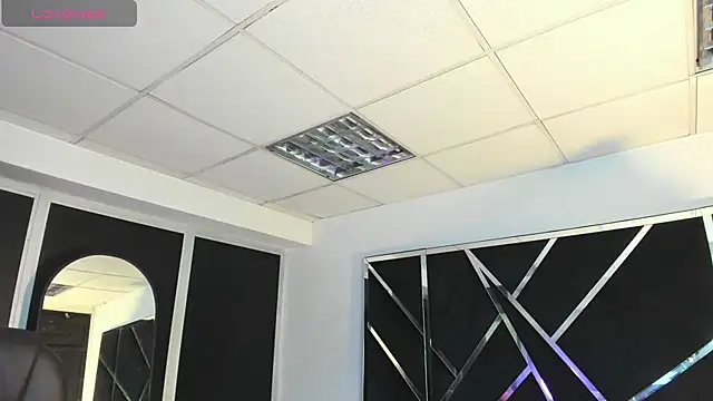 Ivanna18 x online show from 12, 10, 2025