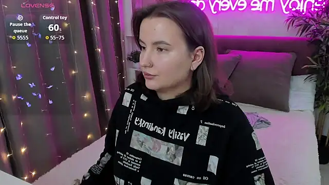 FeralPeach online show from 7, 11, 2025