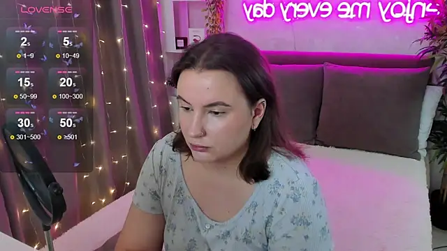 FeralPeach online show from 21, 11, 2025