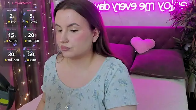 FeralPeach online show from 30, 4, 2026