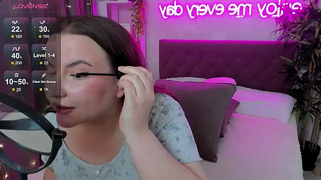 FeralPeach online show from 23, 5, 2026