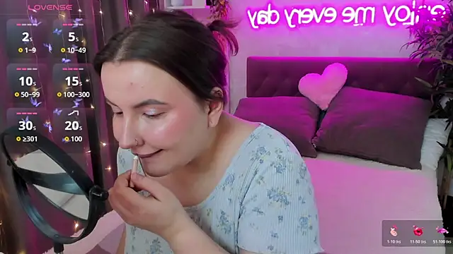 FeralPeach online show from 12, 3, 2026