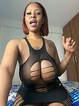 Snapshot of Rose_berry chatting on 8, 7, 2026 Rose berry online show from 8, 7, 2026