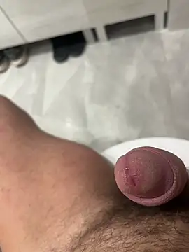 Snapshot of -Manu-85 chatting on 27, 11, 2025 -Manu-85 online show from 27, 11, 2025