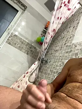 Snapshot of -Manu-85 chatting on 19, 10, 2025 -Manu-85 online show from 19, 10, 2025