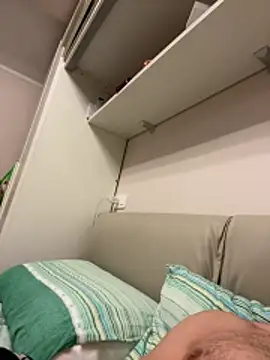 Snapshot of -Manu-85 chatting on 8, 2, 2026 -Manu-85 online show from 8, 2, 2026