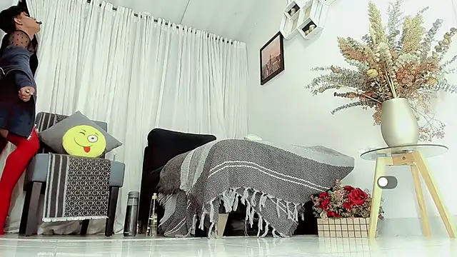 stefany sexy  online show from 10, 4, 2026