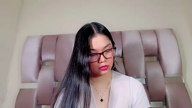 Snapshot of JasmineMoore chatting on 29, 7, 2026 JasmineMoore online show from 29, 7, 2026
