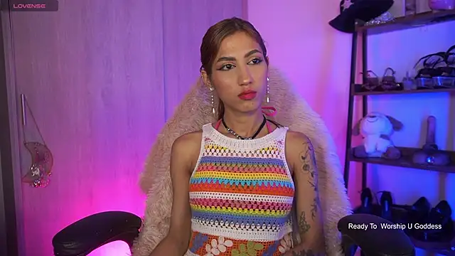 Snapshot of MissKorah chatting on 4, 7, 2026 MissKorah online show from 4, 7, 2026