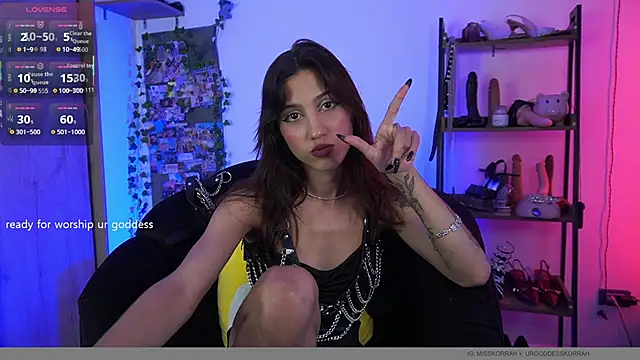 MissKorah online show from 2, 12, 2025