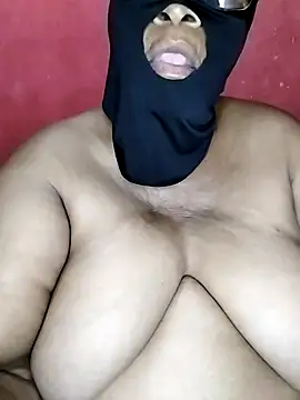 Snapshot of naughtygrannyXXX chatting on 21, 11, 2025 naughtygrannyXXX online show from 21, 11, 2025