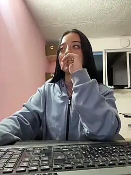 Ady 18 online show from 17, 4, 2026