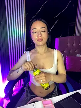 Ady 18 online show from 22, 11, 2025