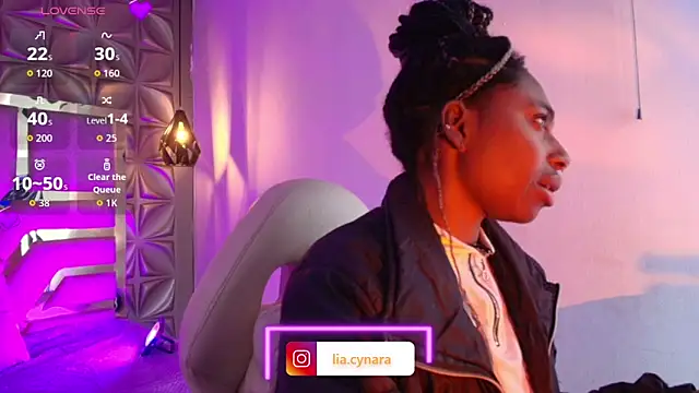 Queen perla  online show from 18, 2, 2026