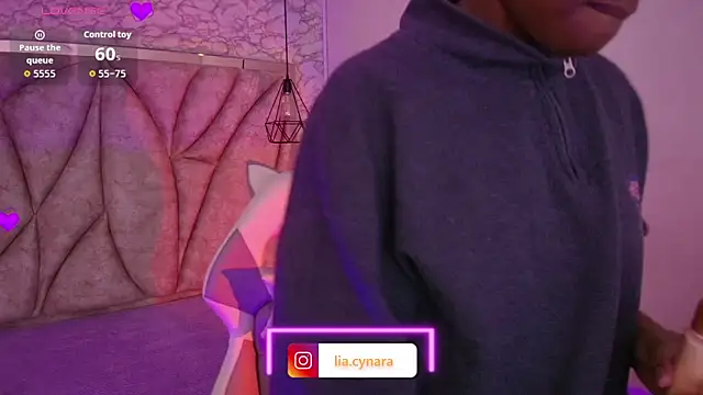 Queen perla  online show from 25, 11, 2025