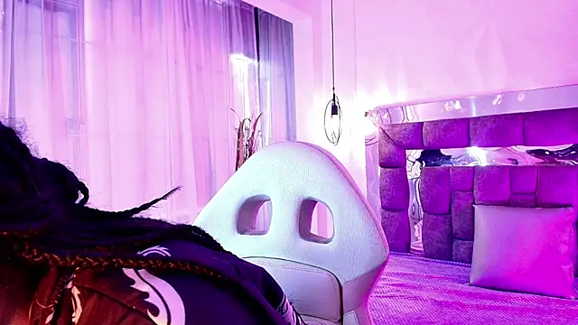 Snapshot of Queen_perla_ chatting on 15, 7, 2026 Queen perla online show from 15, 7, 2026