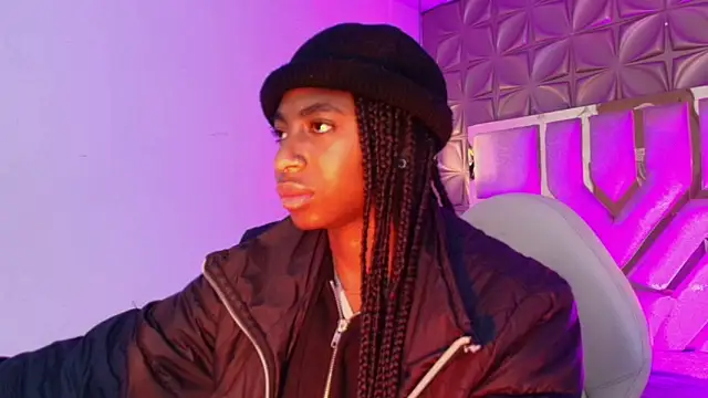 Queen perla  online show from 11, 3, 2026